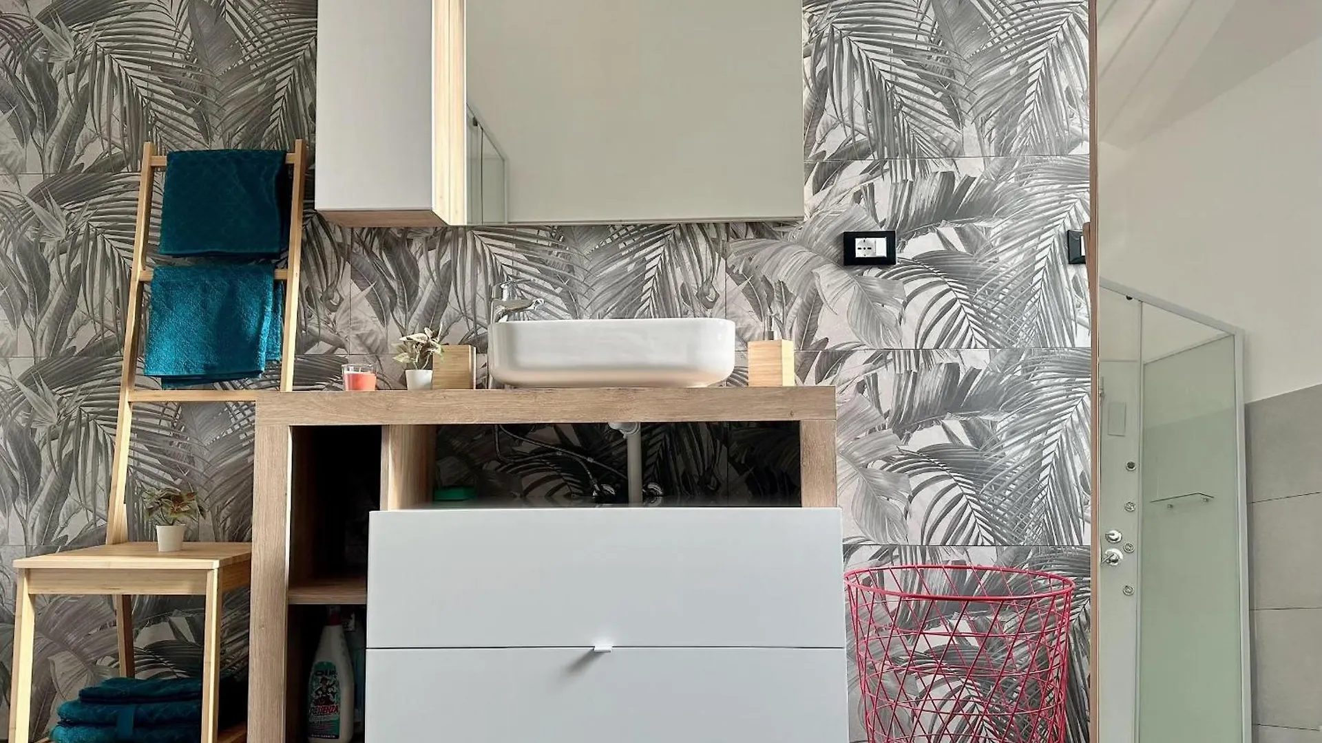 Paco&Carol Apartment Milan 0*,  Italy